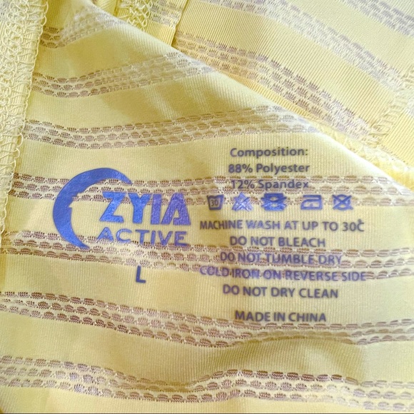 Zyia Nimbus split back tank Large - Picture 7 of 8